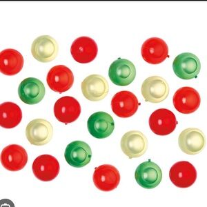 NWT Merry Moments 25 count reusable ice cubes